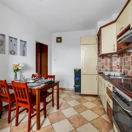 Mokotów - 10th Floor, 52m2 - By Rentujemy Apartamento *