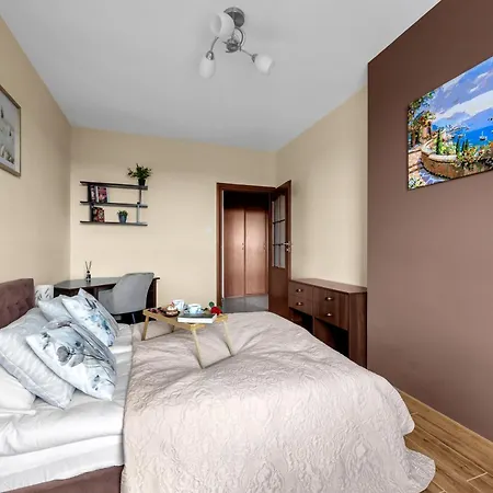 Διαμέρισμα Mokotow - 10th Floor, 52m2 - By Rentujemy *